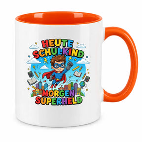 LIEBTASTISCH® Tasse mit Spruch - Heute Schulkind morgen Superheld - lustige Kaffeetasse Einschulung Geschenk Schulanfang Schulkind 2026 - Tschüss Grundschule - {FARBE}