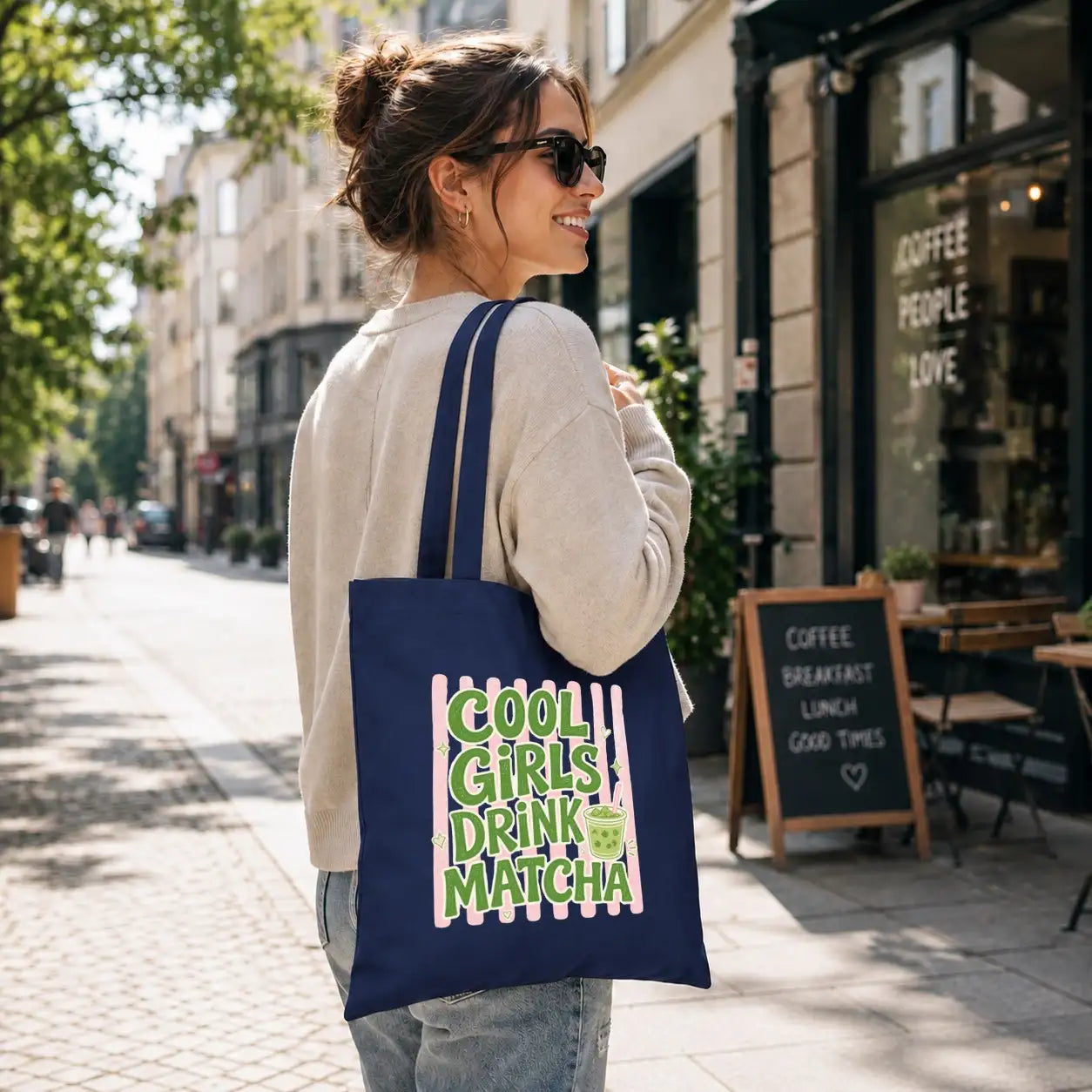 Baumwolltasche Navy - Cool Girls Drink Matcha Motiv